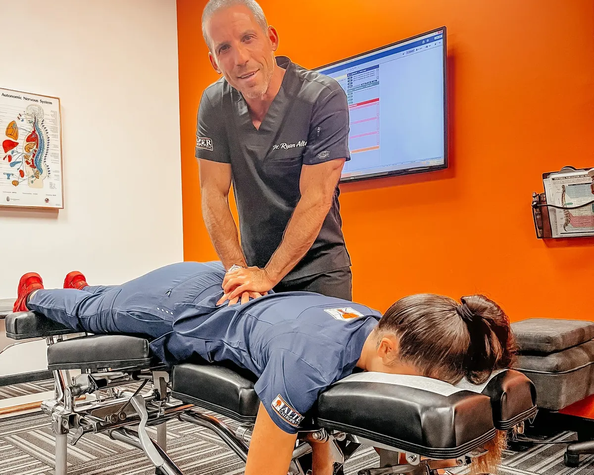 7 Everyday Habits Causing Your Hip Pain (Delray Beach Chiropractor Explains)