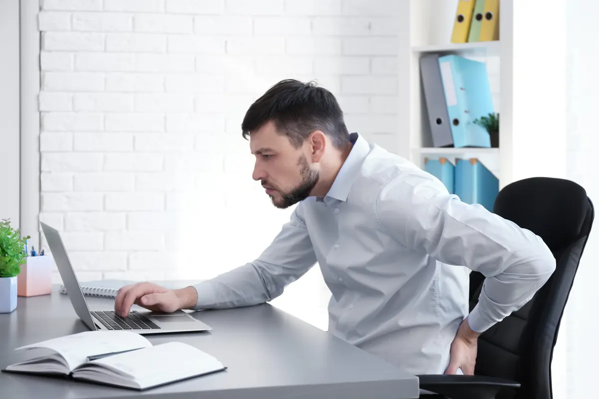 The Proper Posture Guide: Tips To Maintaining Proper Posture