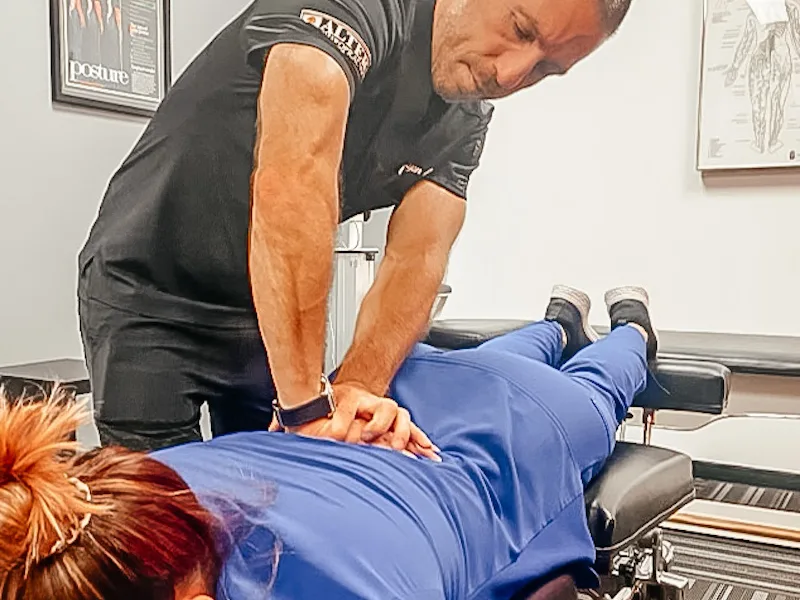 Alter Chiropractic treating back pain in Delray Beach
