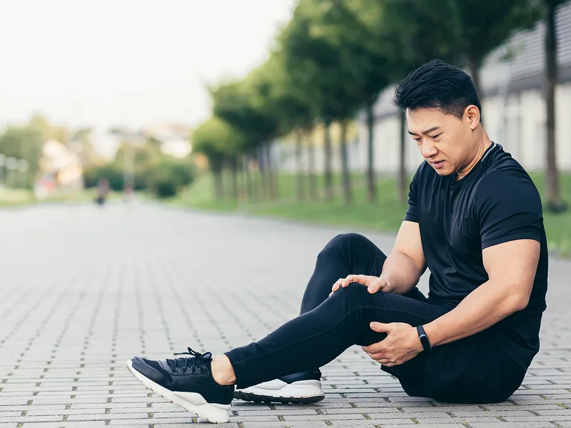 How Alter Chiropractic treats leg pain in Delray Beach