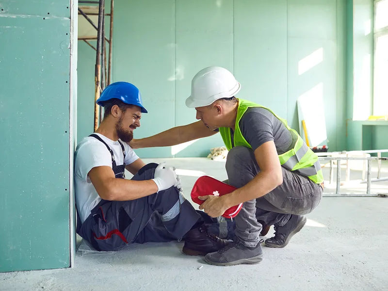 Alter Chiropractic treating work injury in Delray Beach