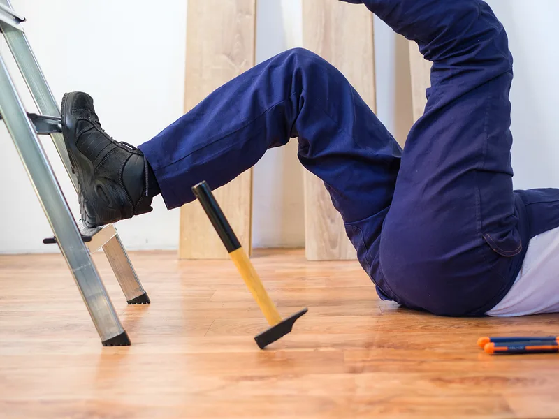 How Alter Chiropractic treats work injury in Delray Beach